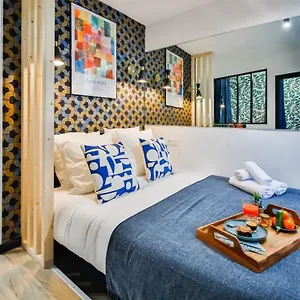 suite-firenza-lyon.hotels-rhonealpes.com/